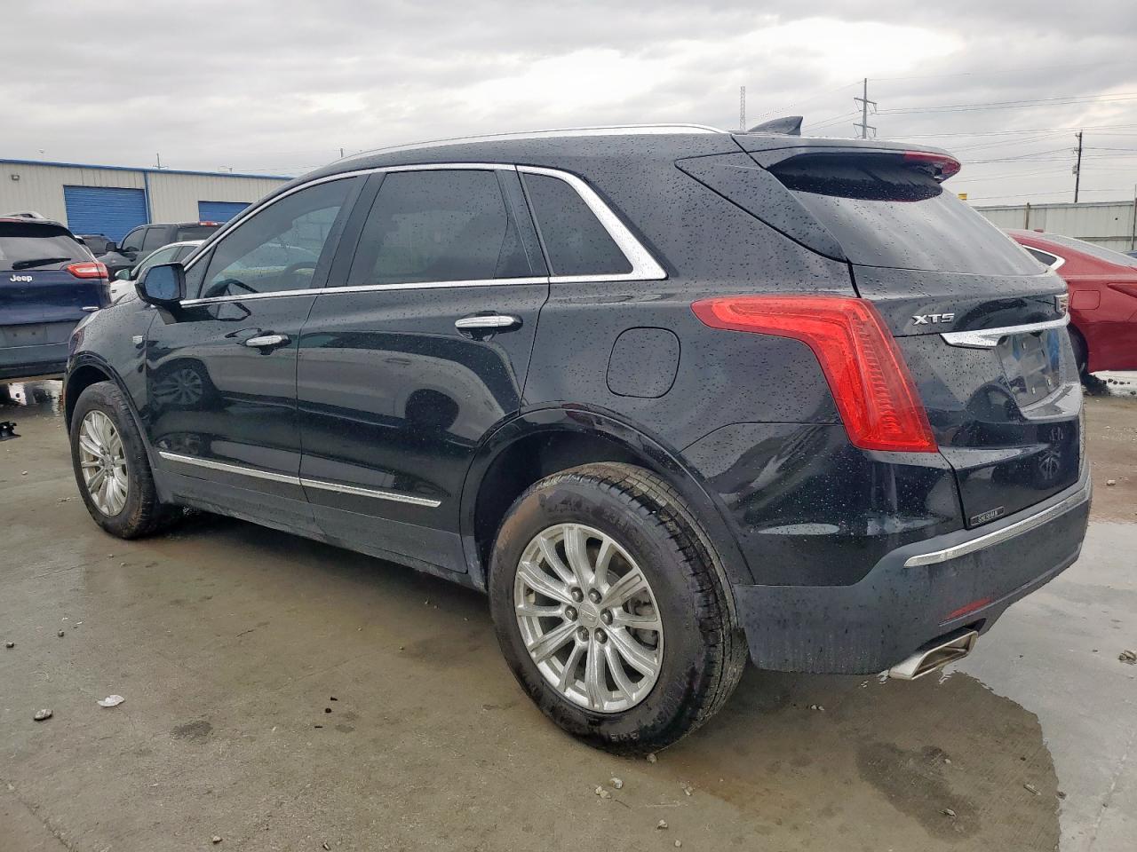 2017 Cadillac Xt5 - zdjęcie 2