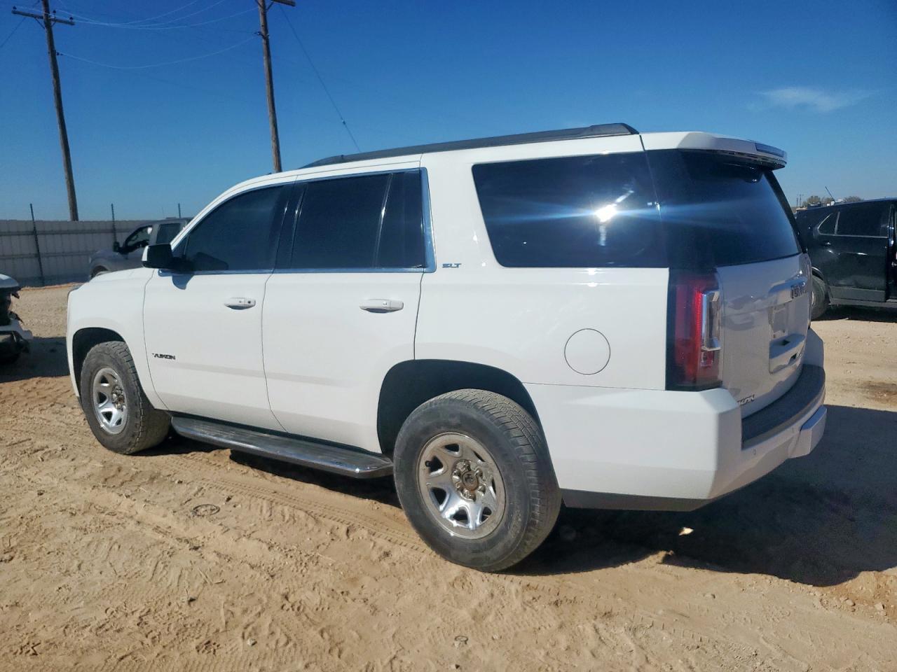 2015 GMC Yukon Slt - zdjęcie 2
