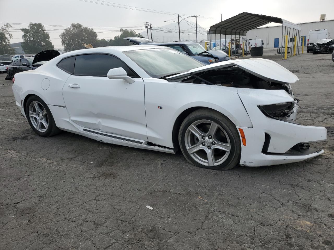 2019 Chevrolet Camaro Ls - zdjęcie 4