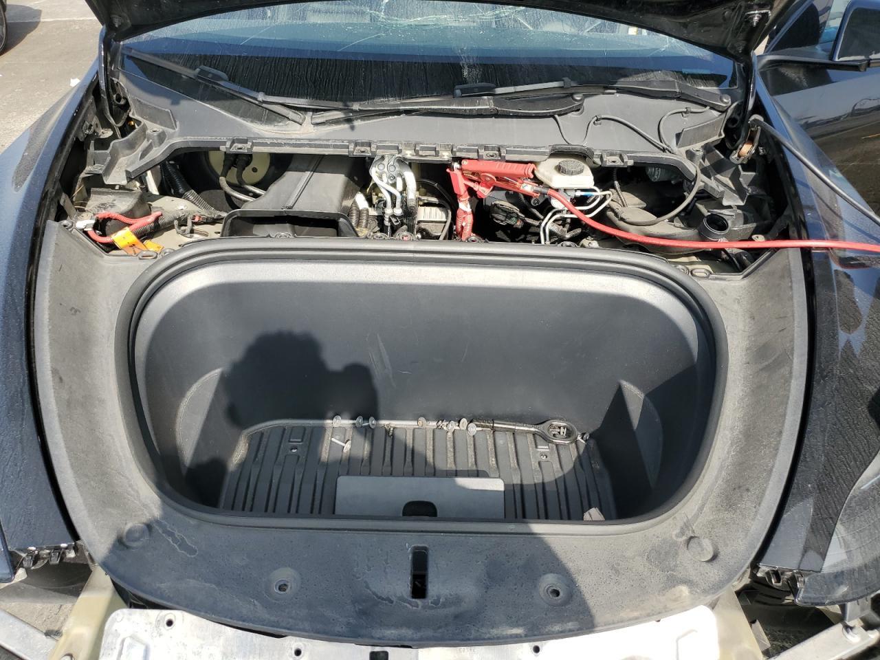 2024 Tesla Y - zdjęcie 12