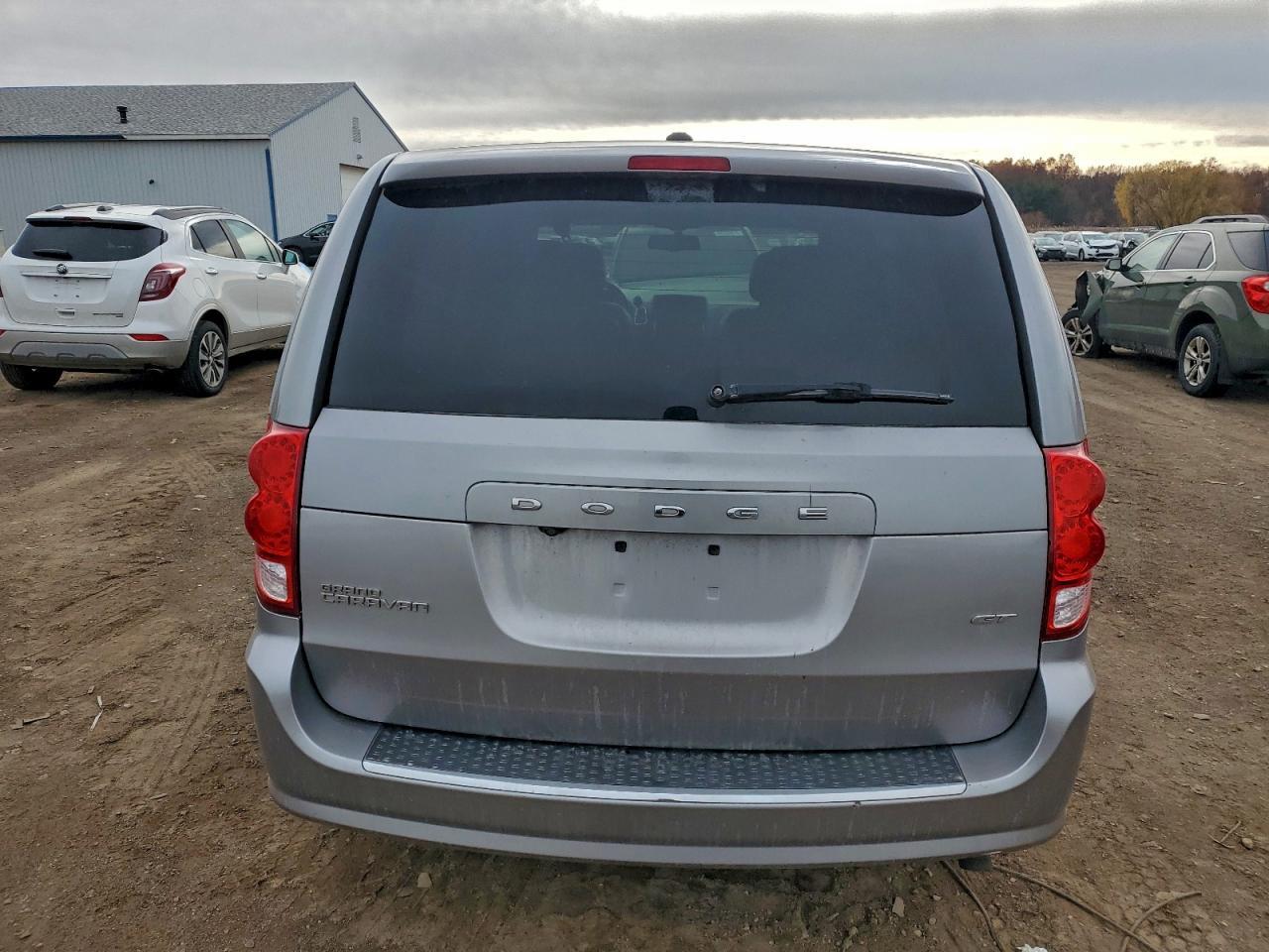 2017 Dodge Caravan - zdjęcie 6