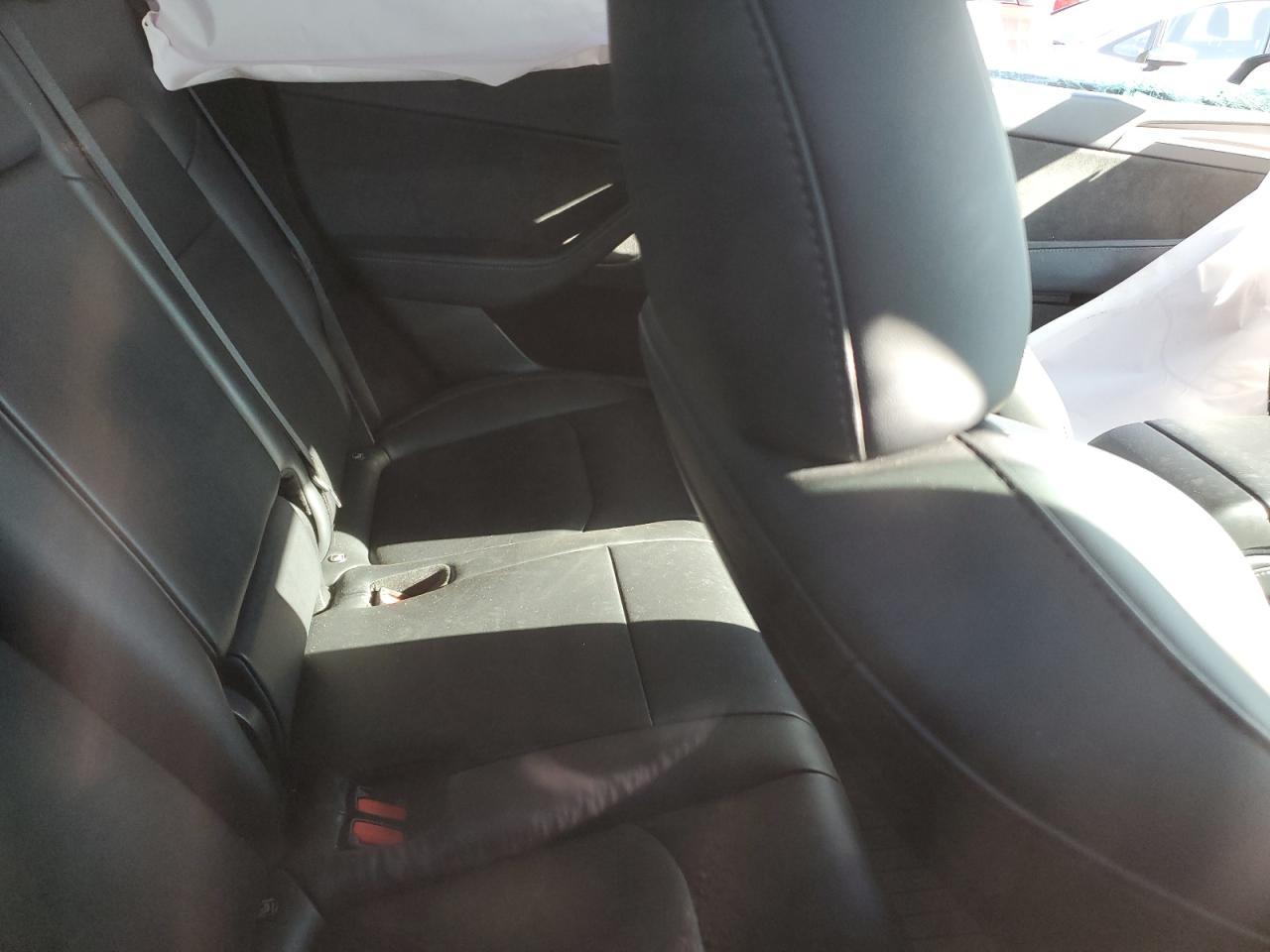 2023 Tesla Model Y - zdjęcie 10