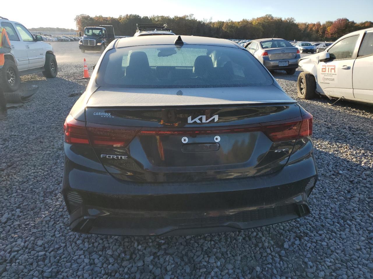 2022 Kia Forte Gt Line - zdjęcie 6