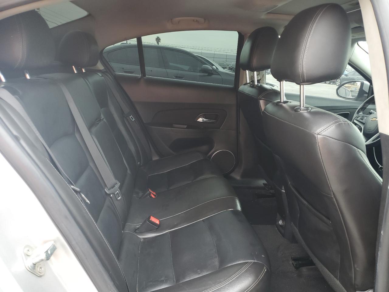 2015 Chevrolet Cruze - zdjęcie 10