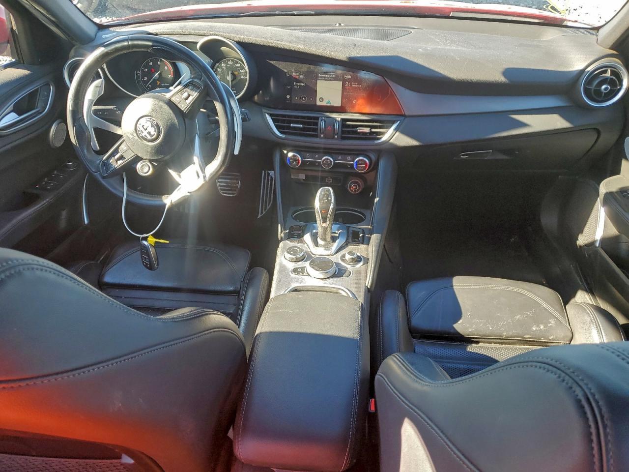 2020 Alfa Romeo Giulia - zdjęcie 8