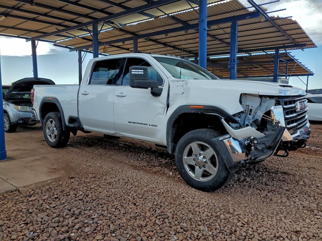 2024 GMC Sierra - zdjęcie 4