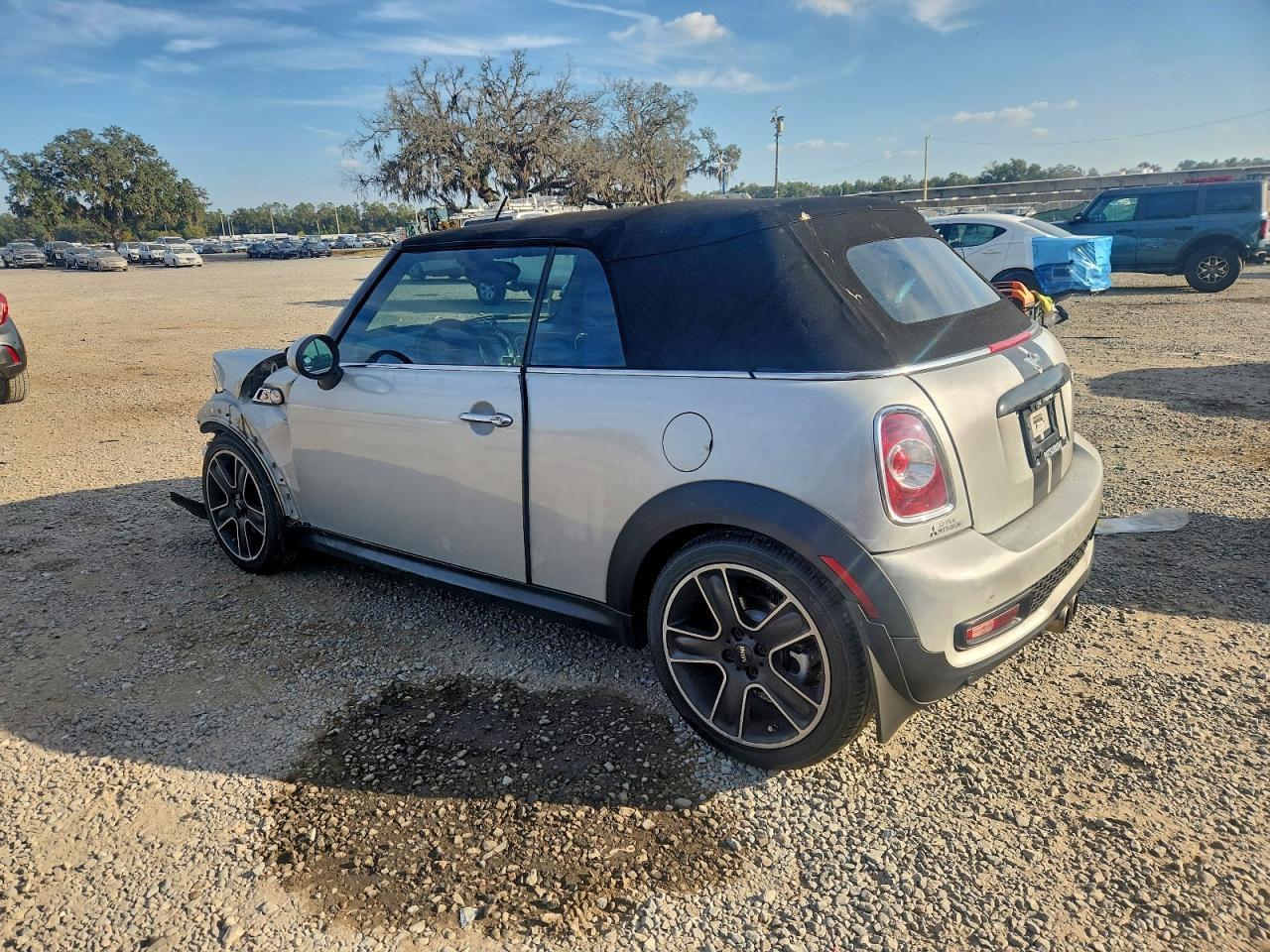 2015 MINI Cooper - zdjęcie 2