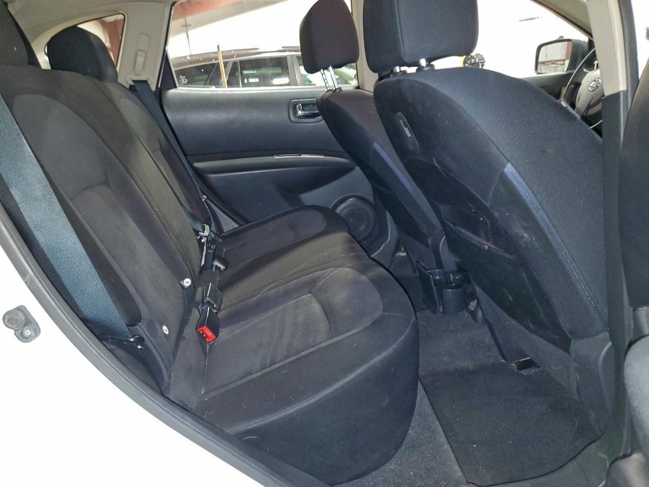 2014 Nissan Rogue - zdjęcie 10