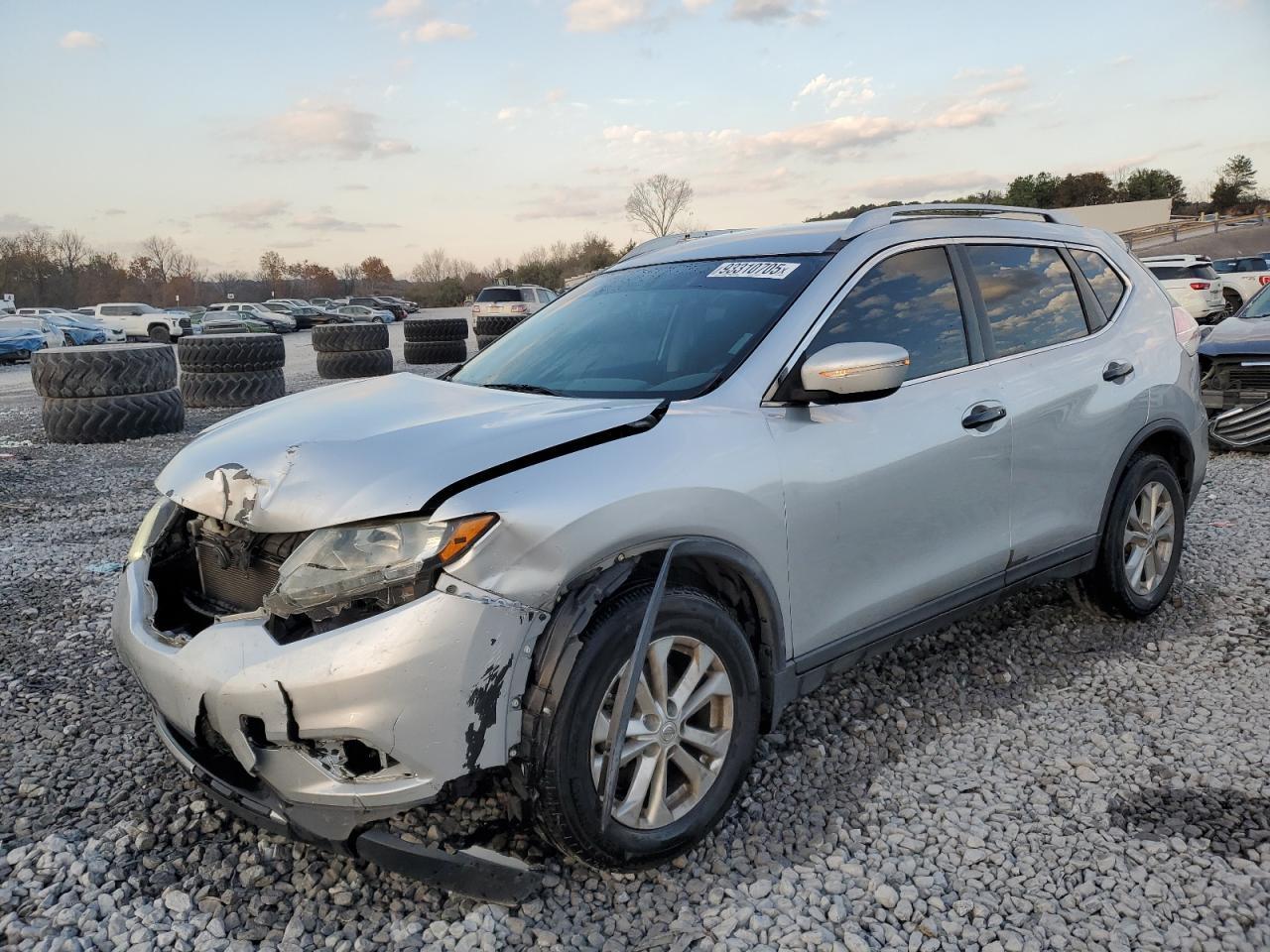 2015 Nissan Rogue S - zdjęcie główne