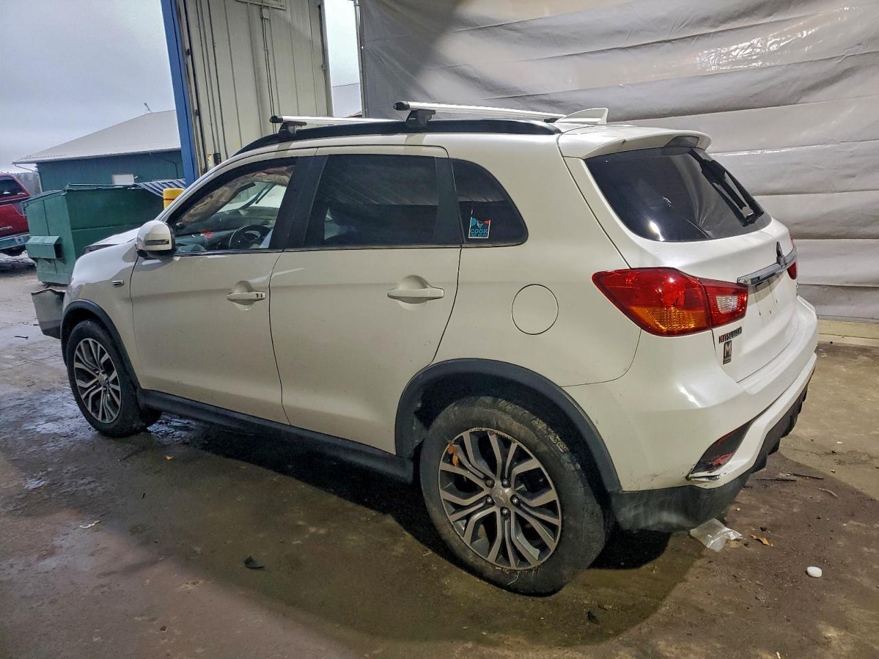 2018 Mitsubishi Outlander Sport Sel - zdjęcie 2