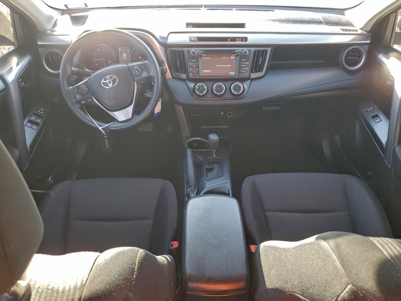 2017 Toyota Rav4 Le - zdjęcie 8