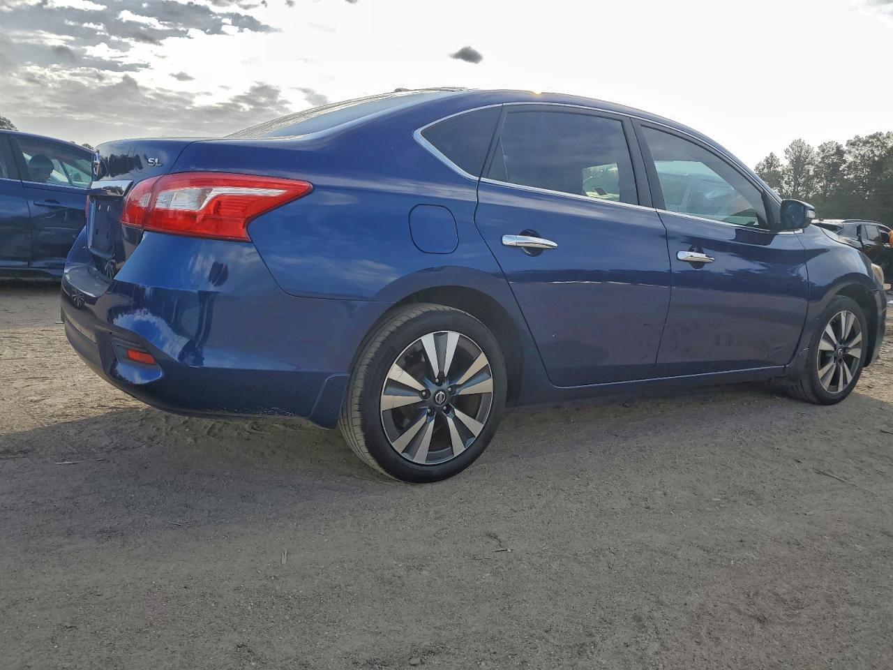 2016 Nissan Sentra - zdjęcie 3