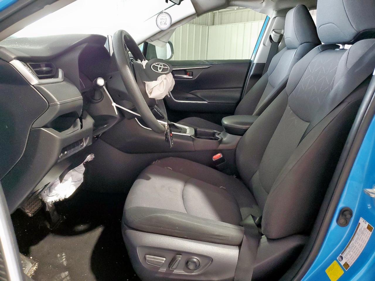 2020 Toyota Rav4 Xle - zdjęcie 7