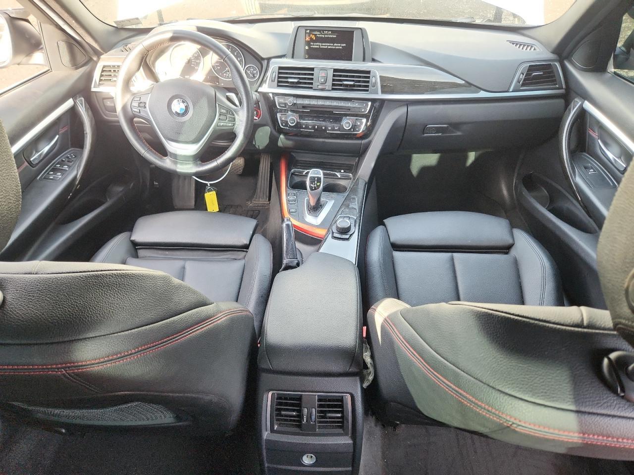 2017 BMW 330 Xi - zdjęcie 8