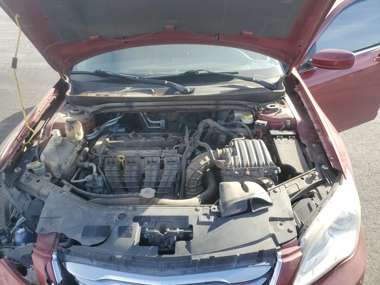 2013 Chrysler 200 - zdjęcie 11