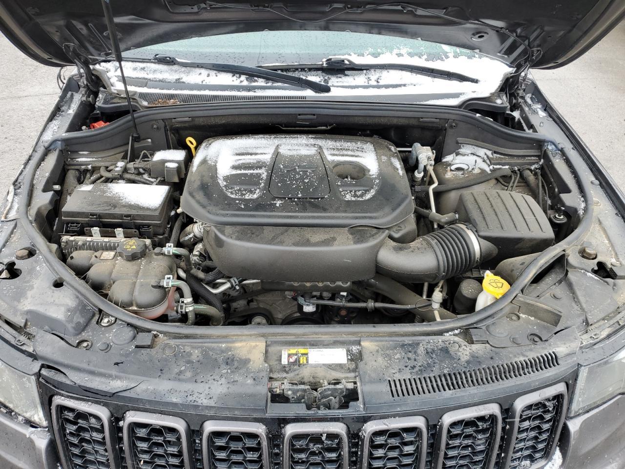 2021 Jeep Grand Cherokee - zdjęcie 12