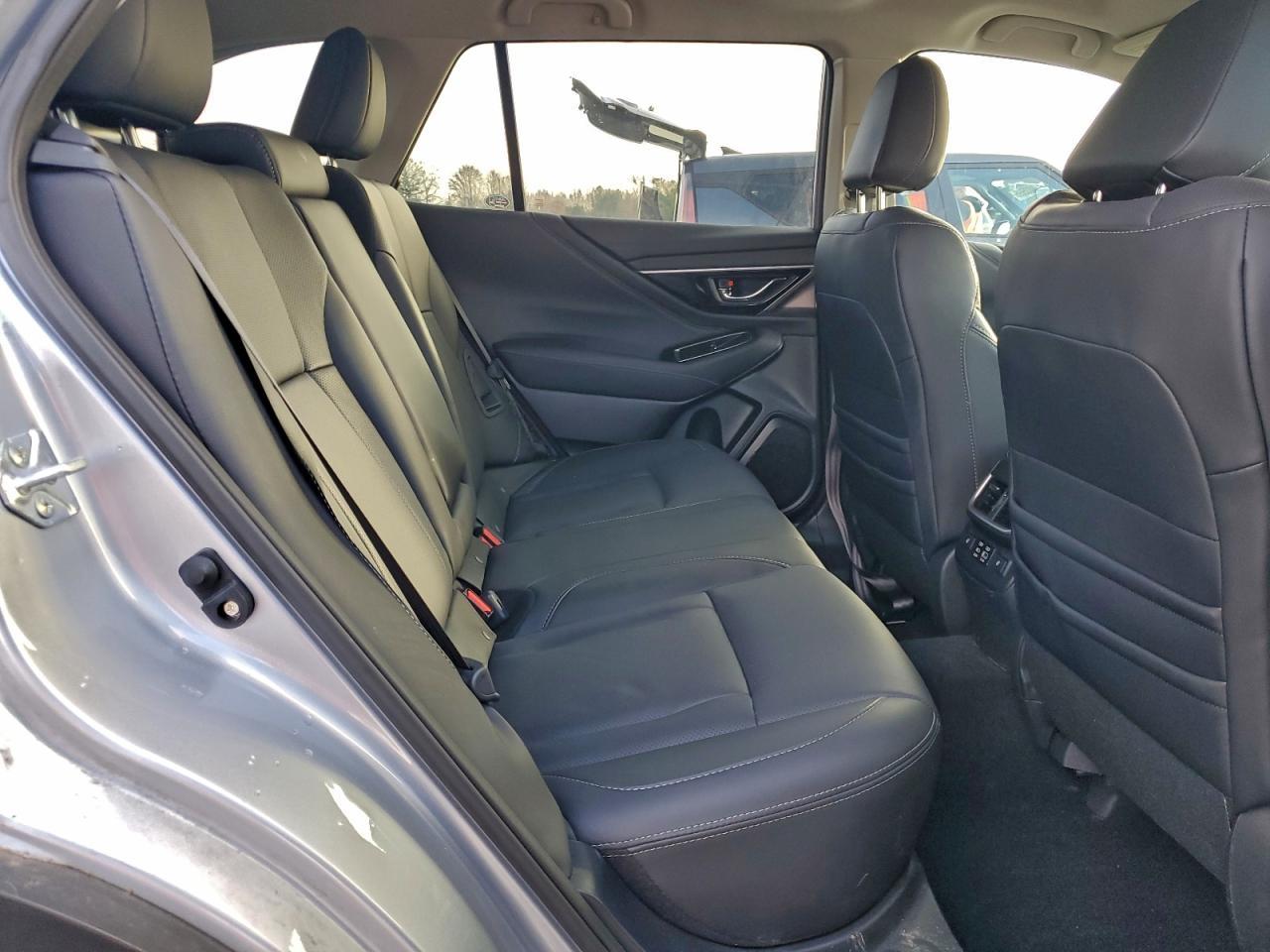 2024 Subaru Outback - zdjęcie 11