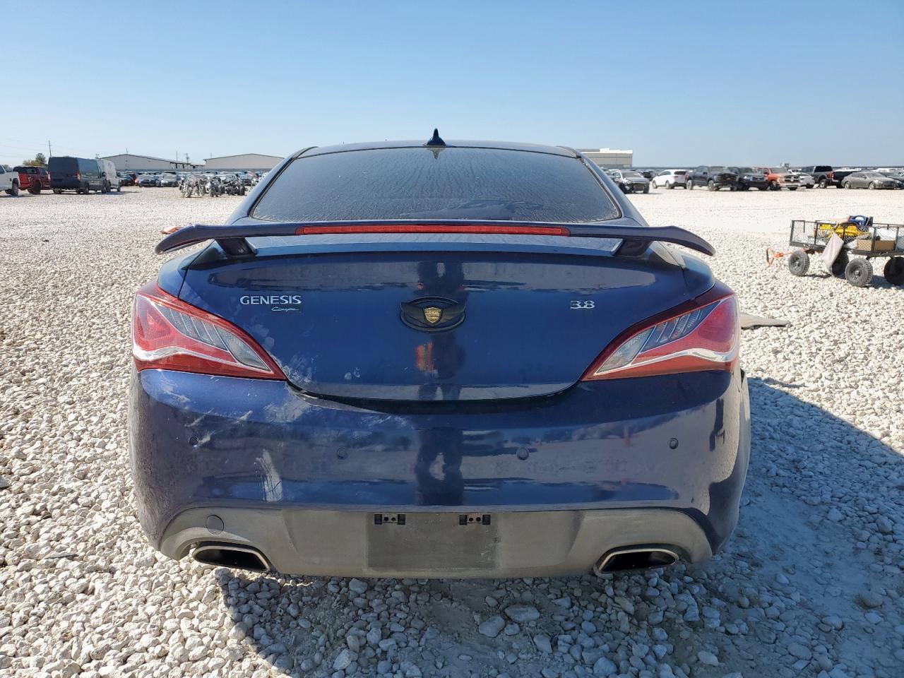 2016 Hyundai Genesis Coupe - zdjęcie 6