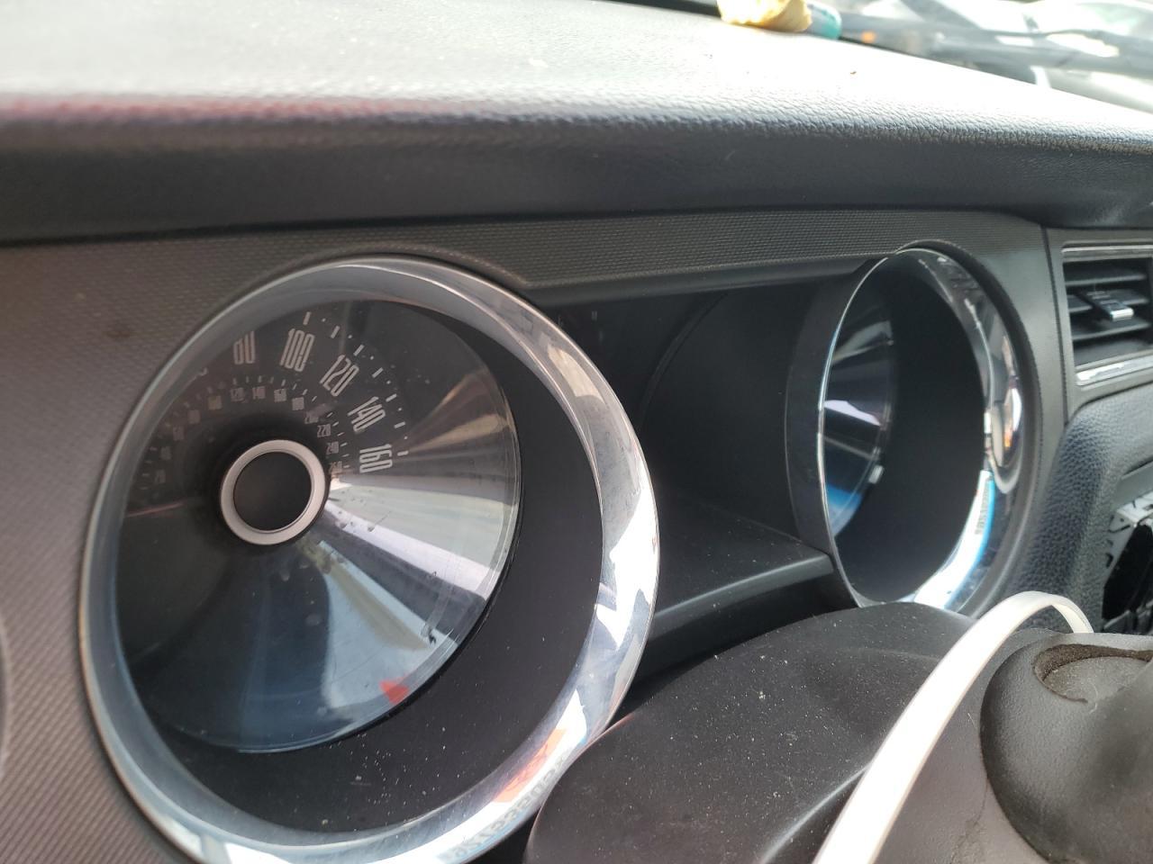 2014 Ford Mustang - zdjęcie 9