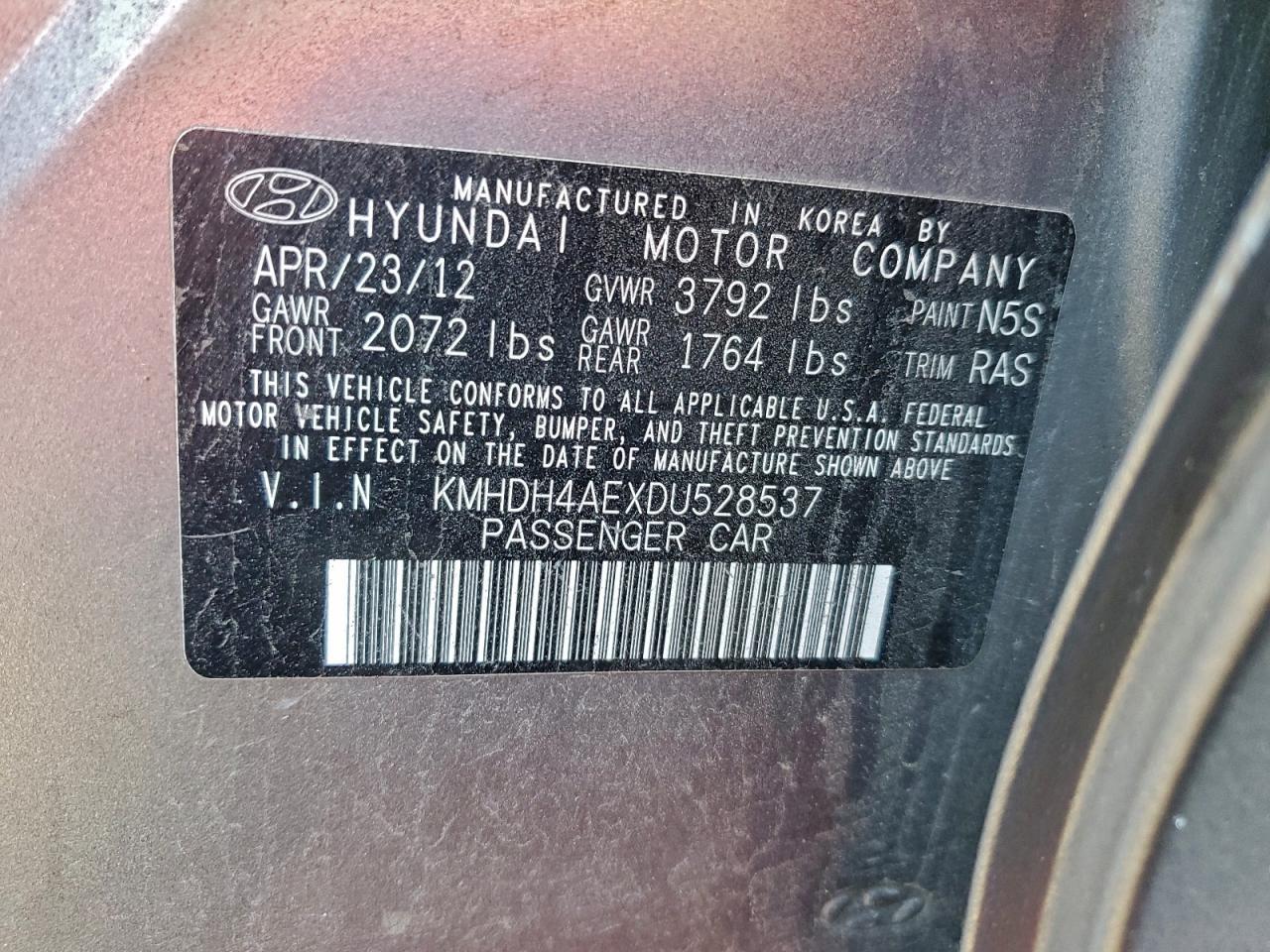 2013 Hyundai Elantra - zdjęcie 12