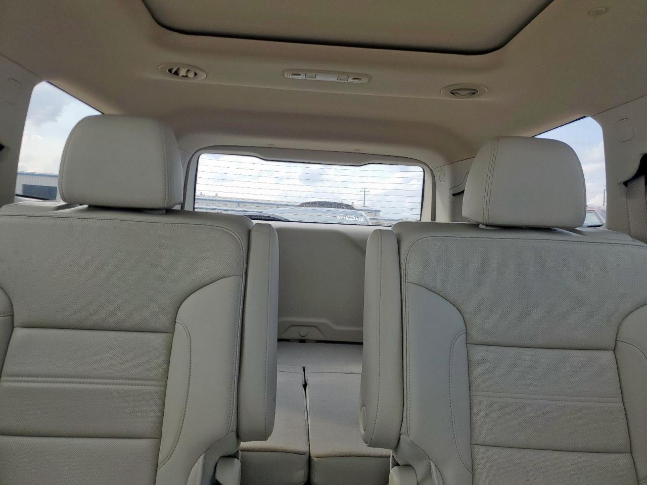 2023 GMC Acadia Denali - zdjęcie 10