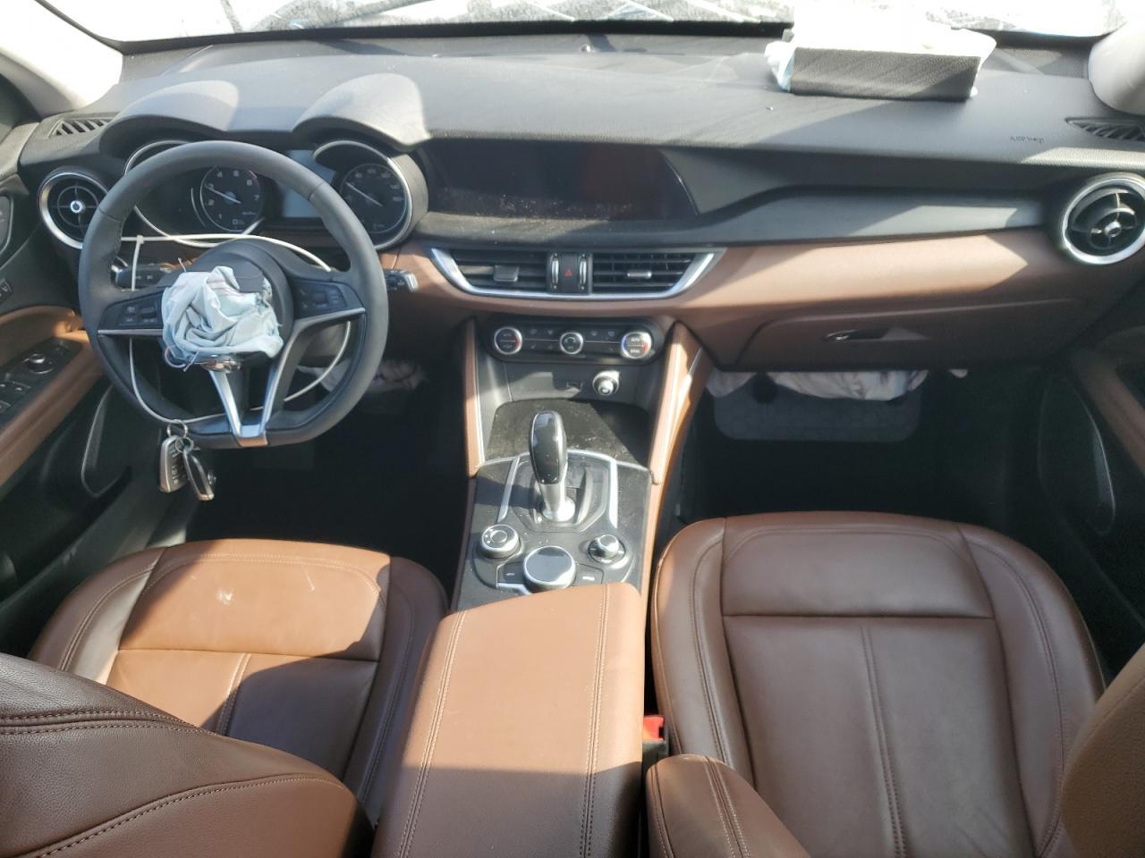 2018 Alfa Romeo Stelvio - zdjęcie 8