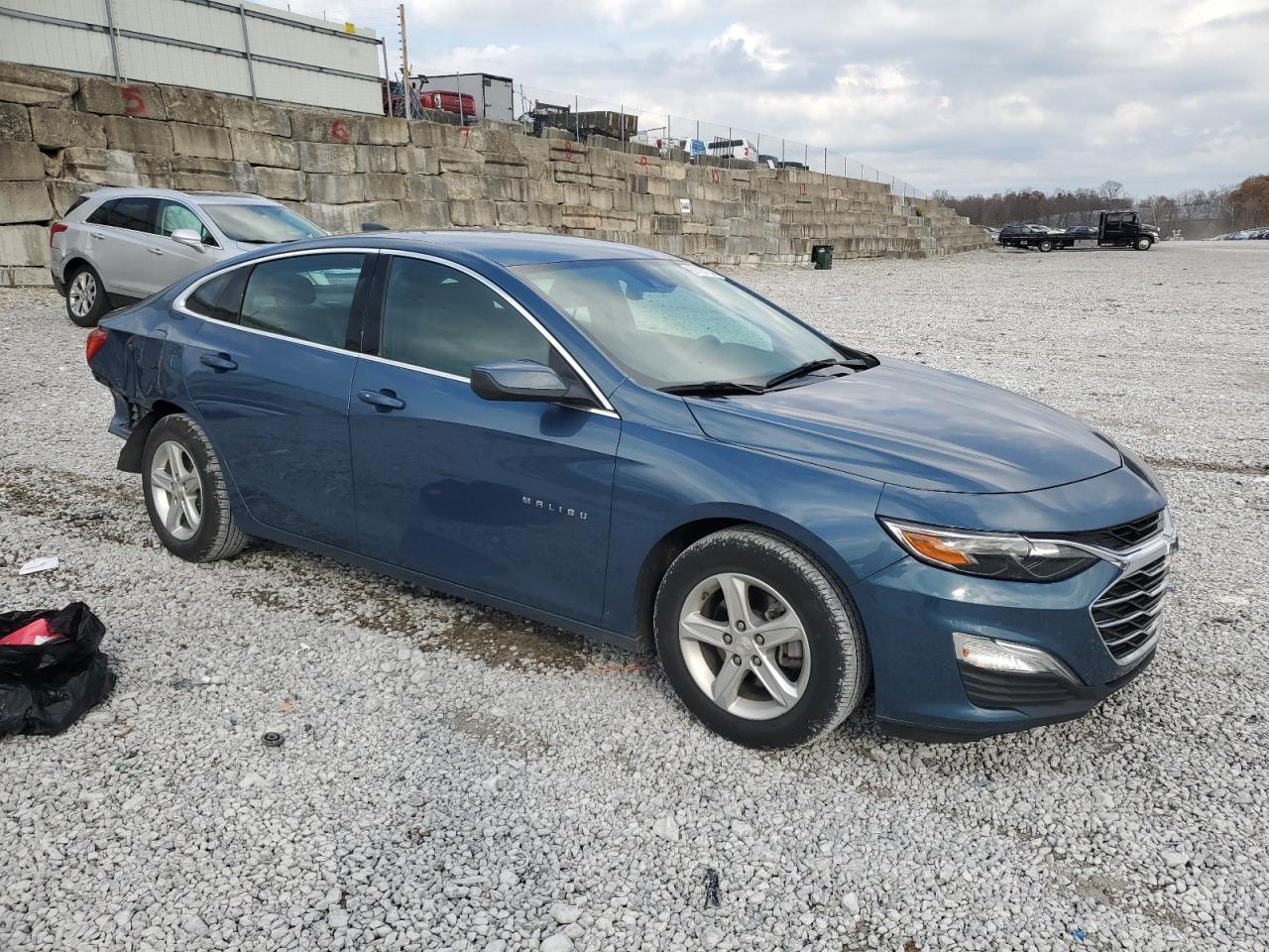 2024 Chevrolet Malibu Ls - zdjęcie 4