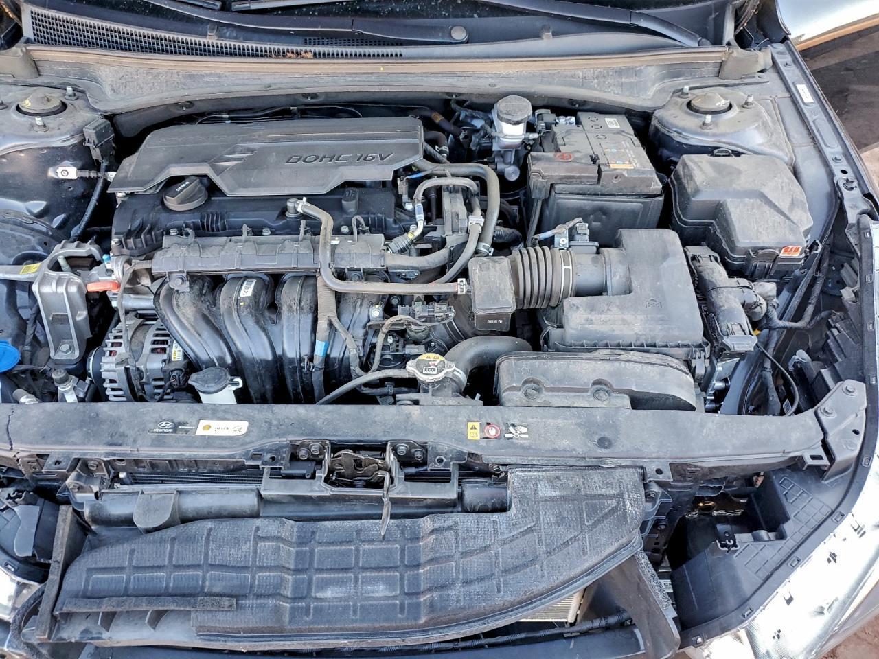 2023 Hyundai Elantra - zdjęcie 11