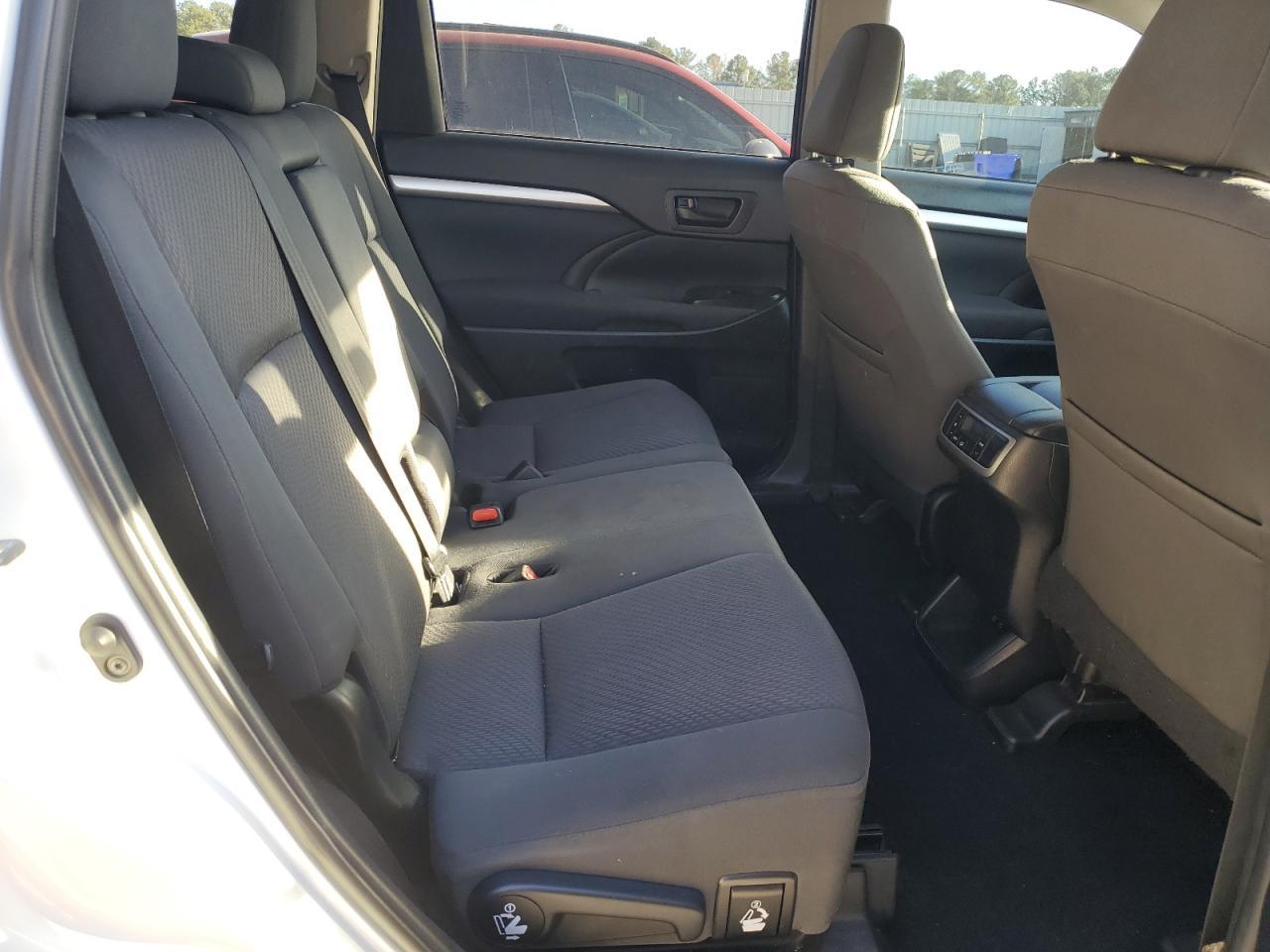 2019 Toyota Highlander - zdjęcie 11