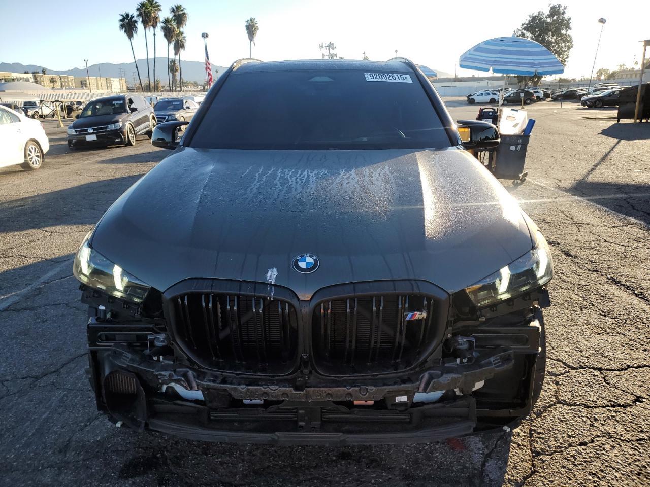 2025 BMW X5 M60I - zdjęcie 5