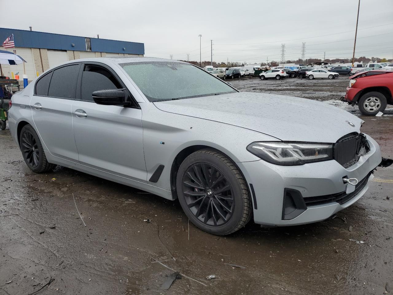 2021 BMW 530 Xi - zdjęcie 4