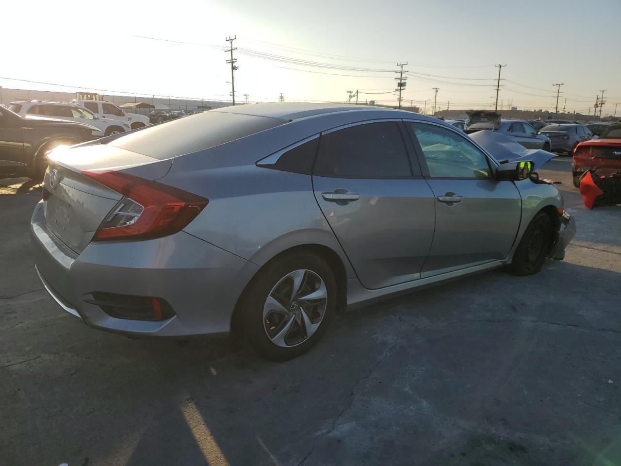 2020 Honda Civic Lx - zdjęcie 3