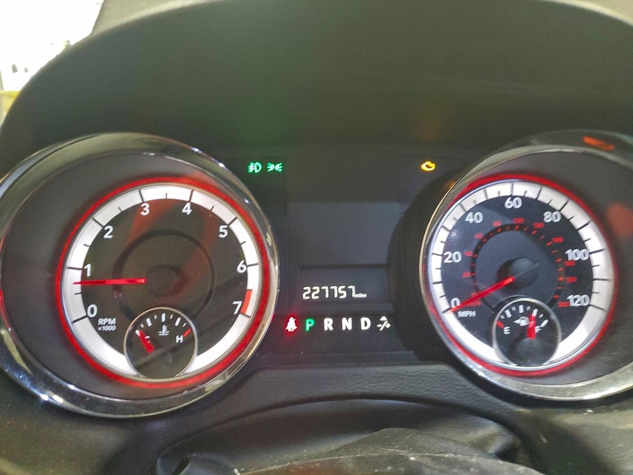 2016 Dodge Caravan - zdjęcie 9