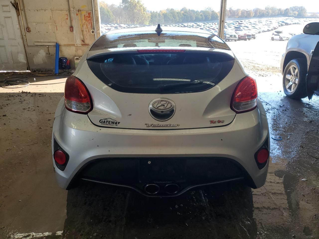 2016 Hyundai Veloster Turbo - zdjęcie 6