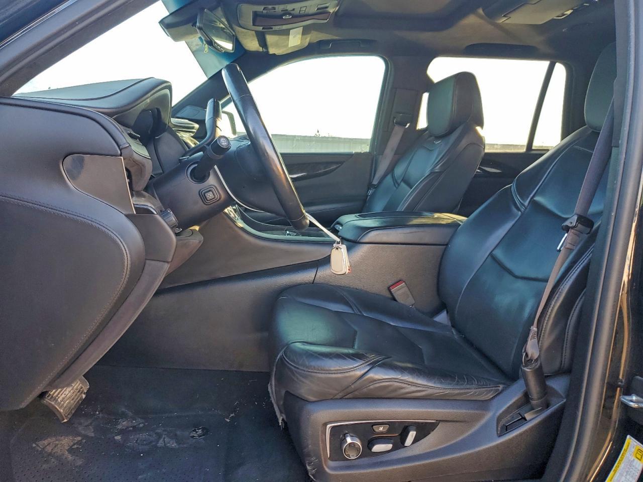 2016 Cadillac Escalade Platinum - zdjęcie 7