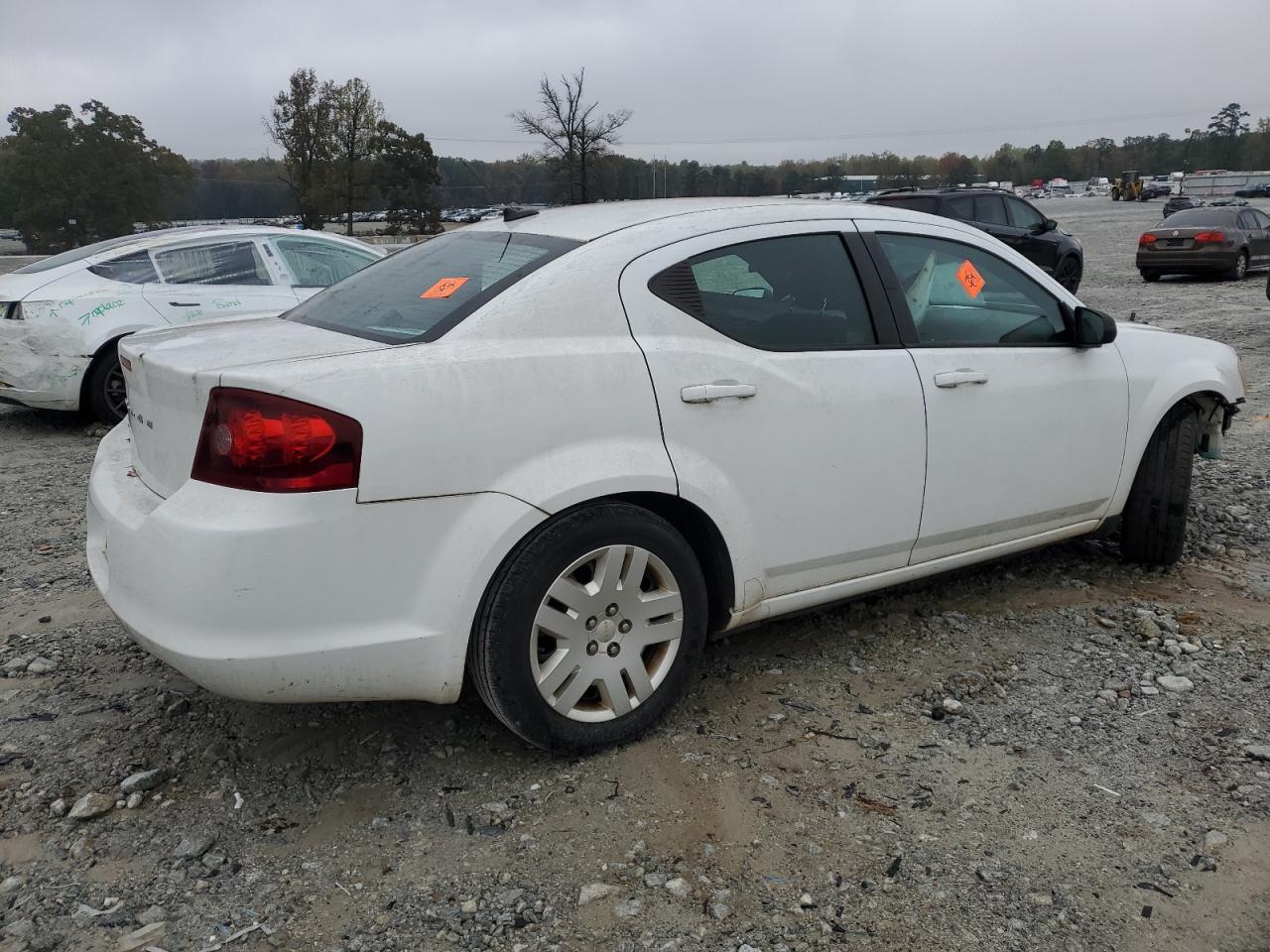 2013 Dodge Avenger - zdjęcie 3