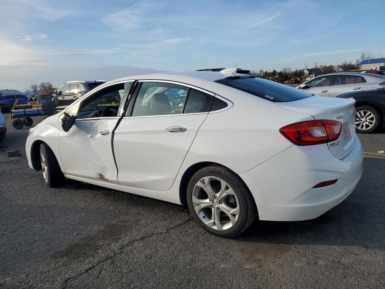 2017 Chevrolet Cruze Premier - zdjęcie 2