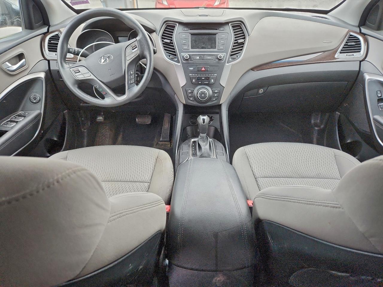 2018 Hyundai Santa Fe - zdjęcie 8