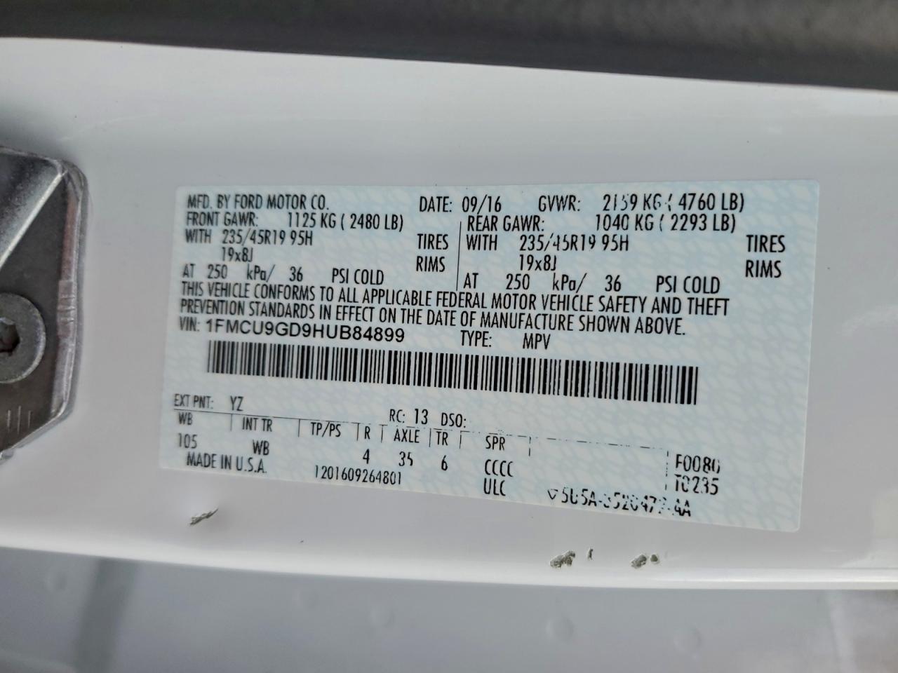 2017 Ford Escape - zdjęcie 13