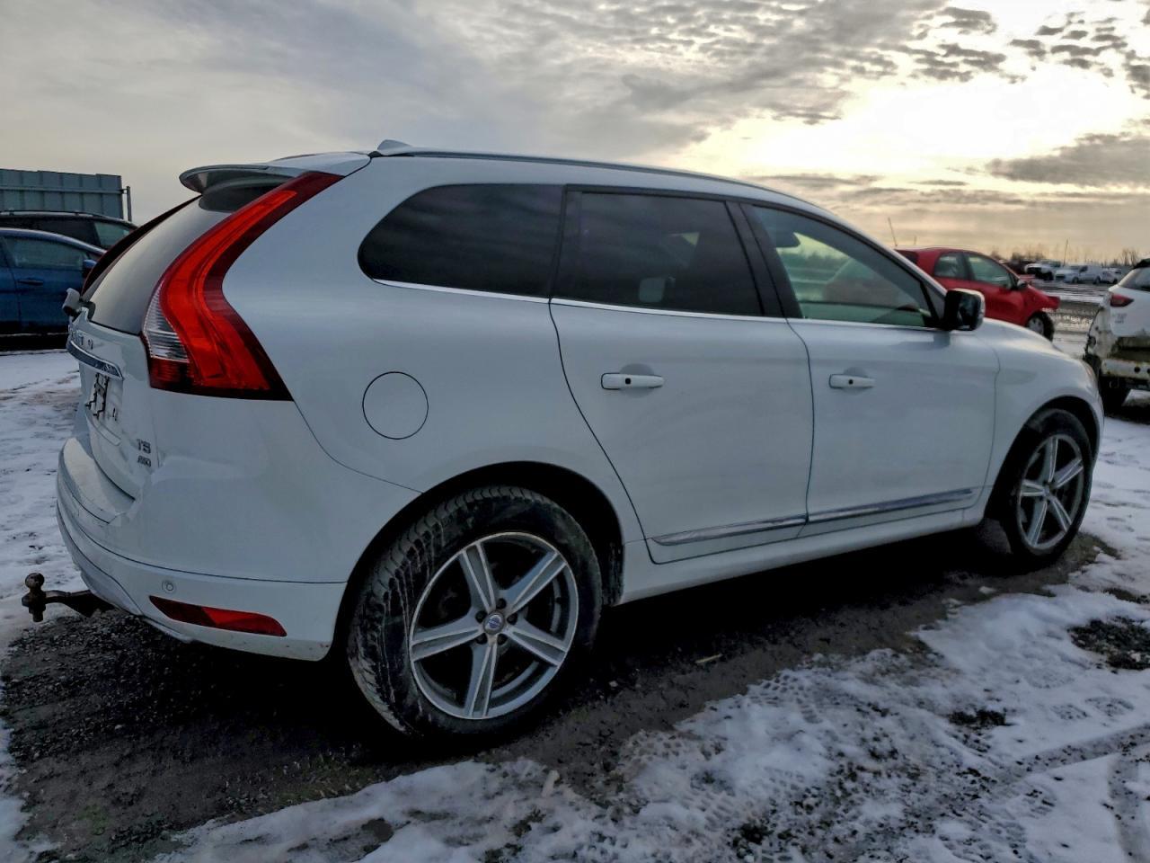 2016 Volvo XC60 - zdjęcie 3