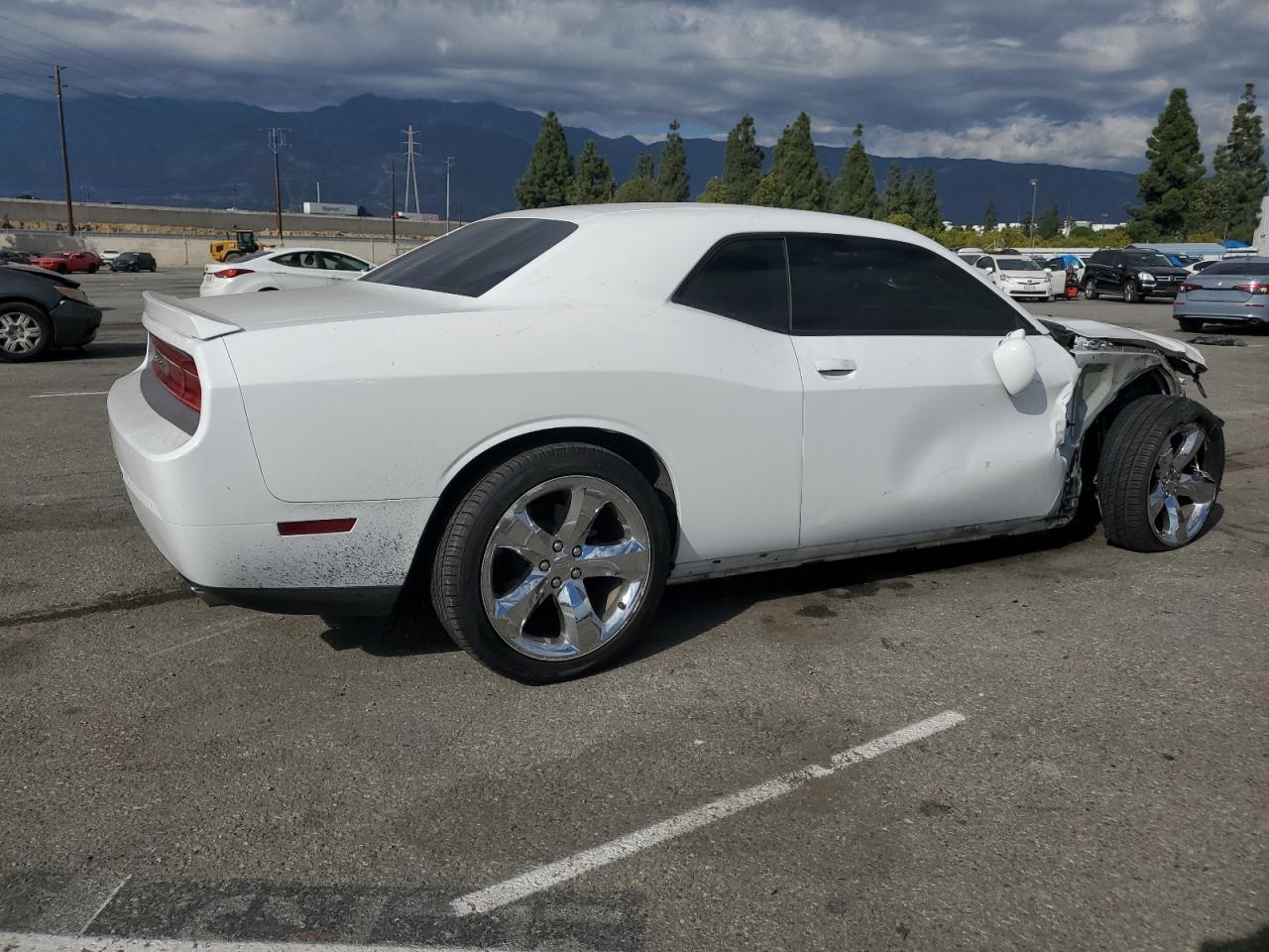 2014 Dodge Challenger Sxt - zdjęcie 3