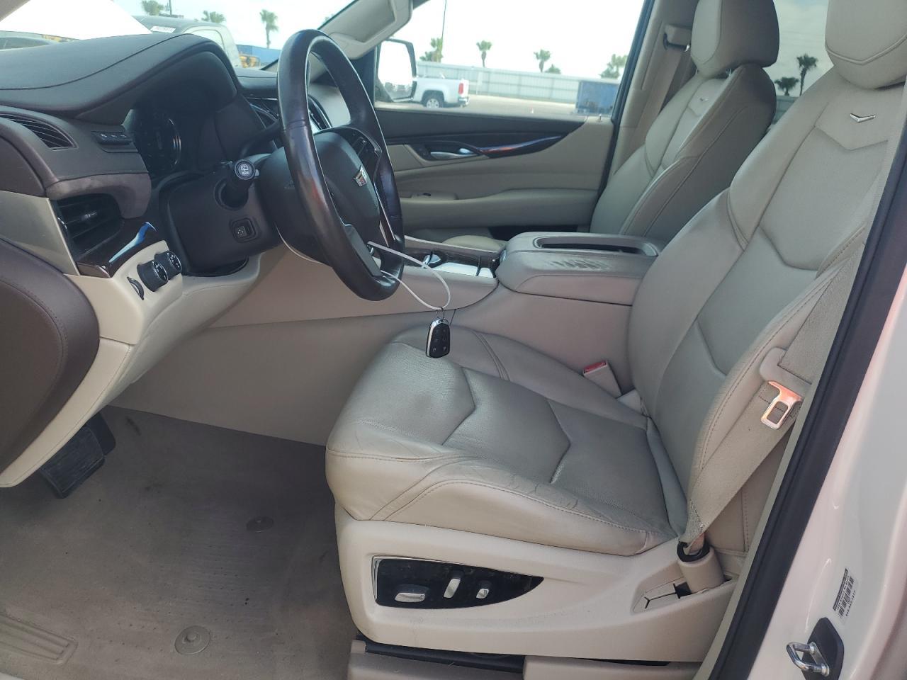 2017 Cadillac Escalade Premium Luxury - zdjęcie 7