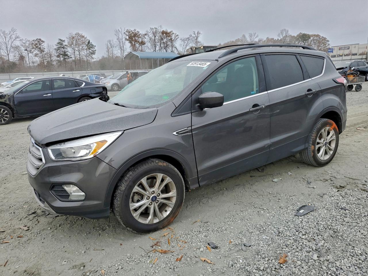 2018 Ford Escape - zdjęcie główne