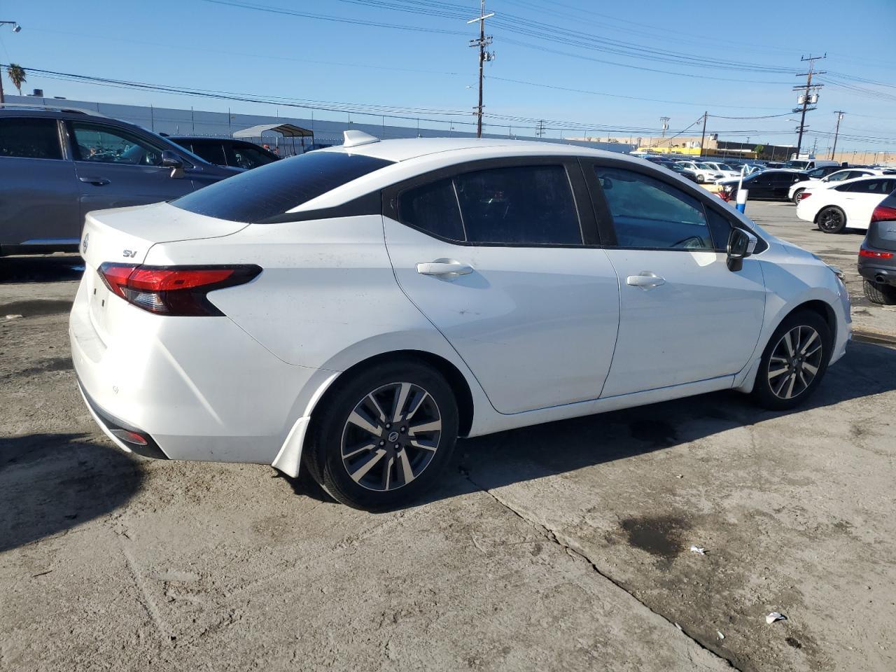 2020 Nissan Versa Sv - zdjęcie 3