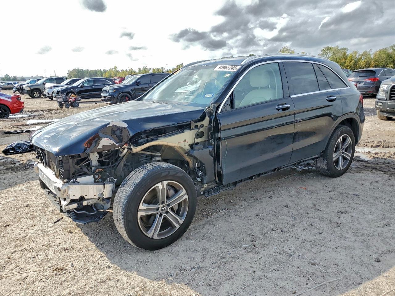 2019 Mercedes-Benz GLC - zdjęcie główne