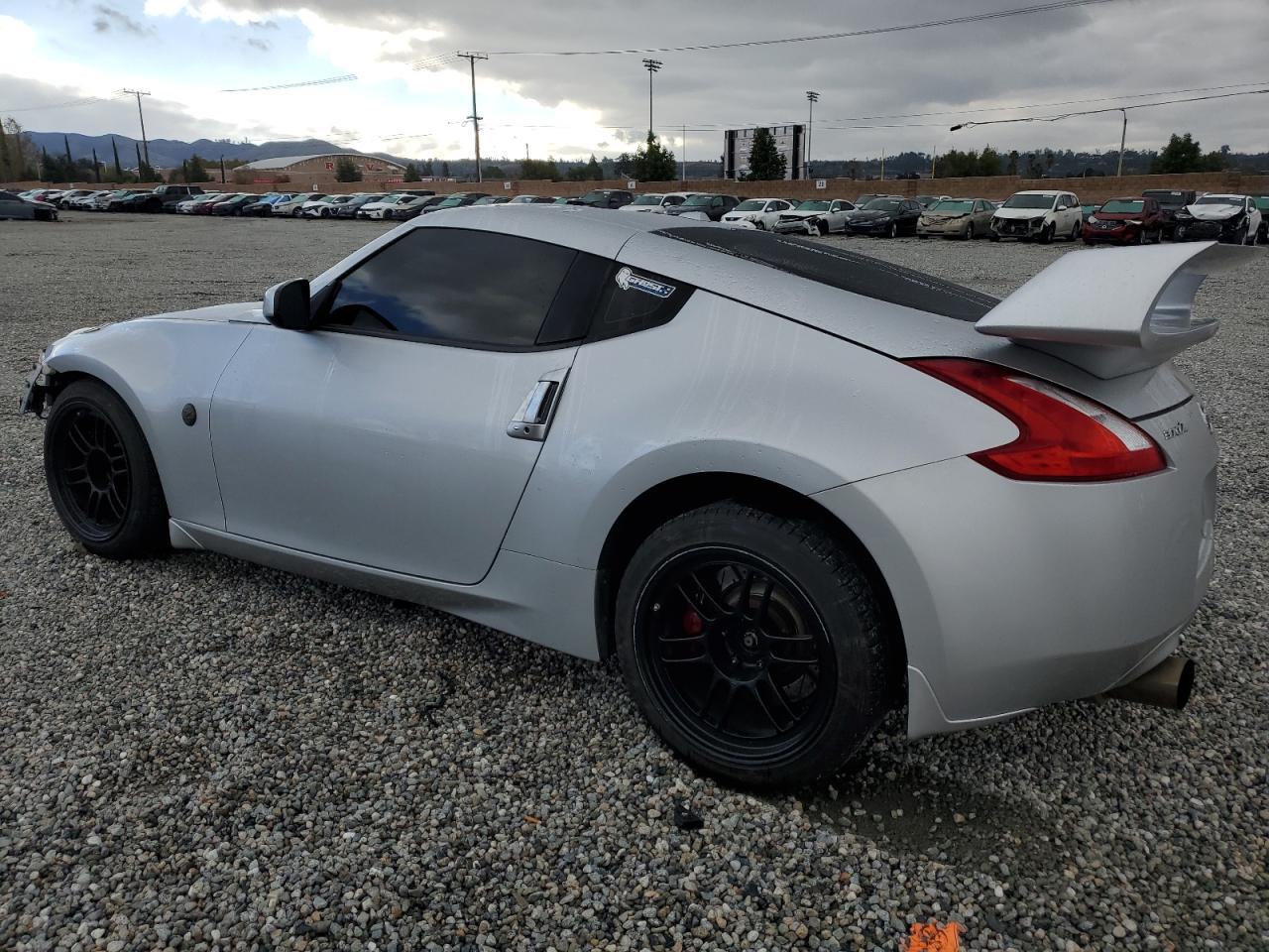 2015 Nissan 370Z Base - zdjęcie 2