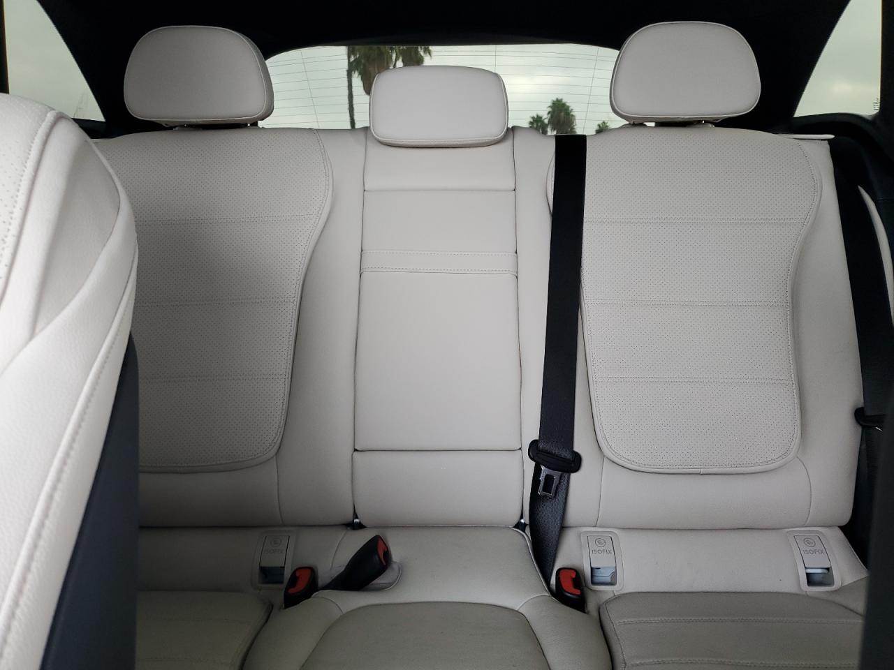 2025 Mercedes-Benz Glc 300 - zdjęcie 10