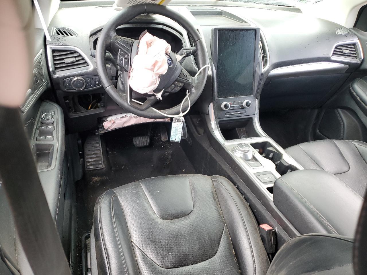 2022 Ford Edge Titanium - zdjęcie 8