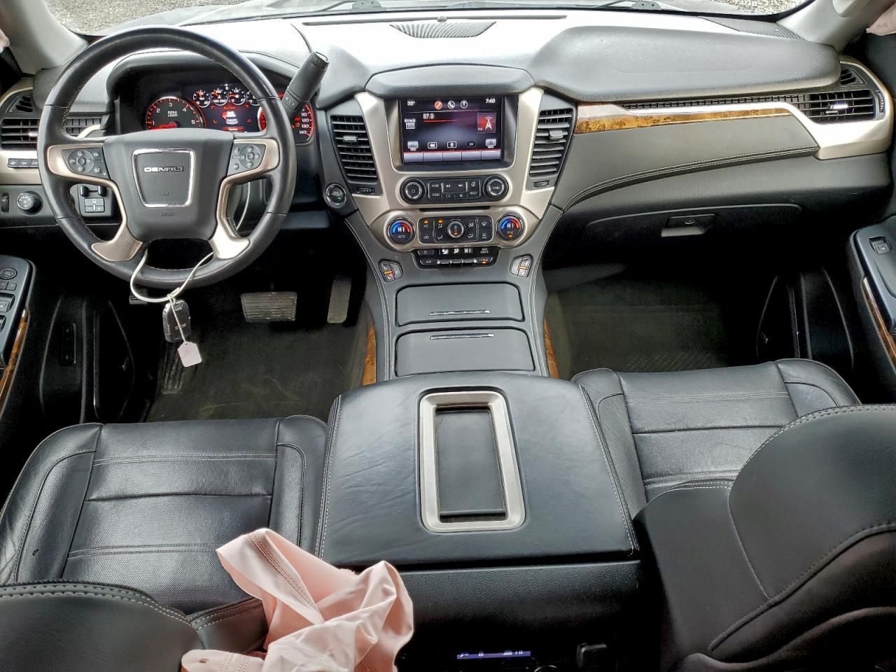 2015 GMC Yukon Xl Denali - zdjęcie 8