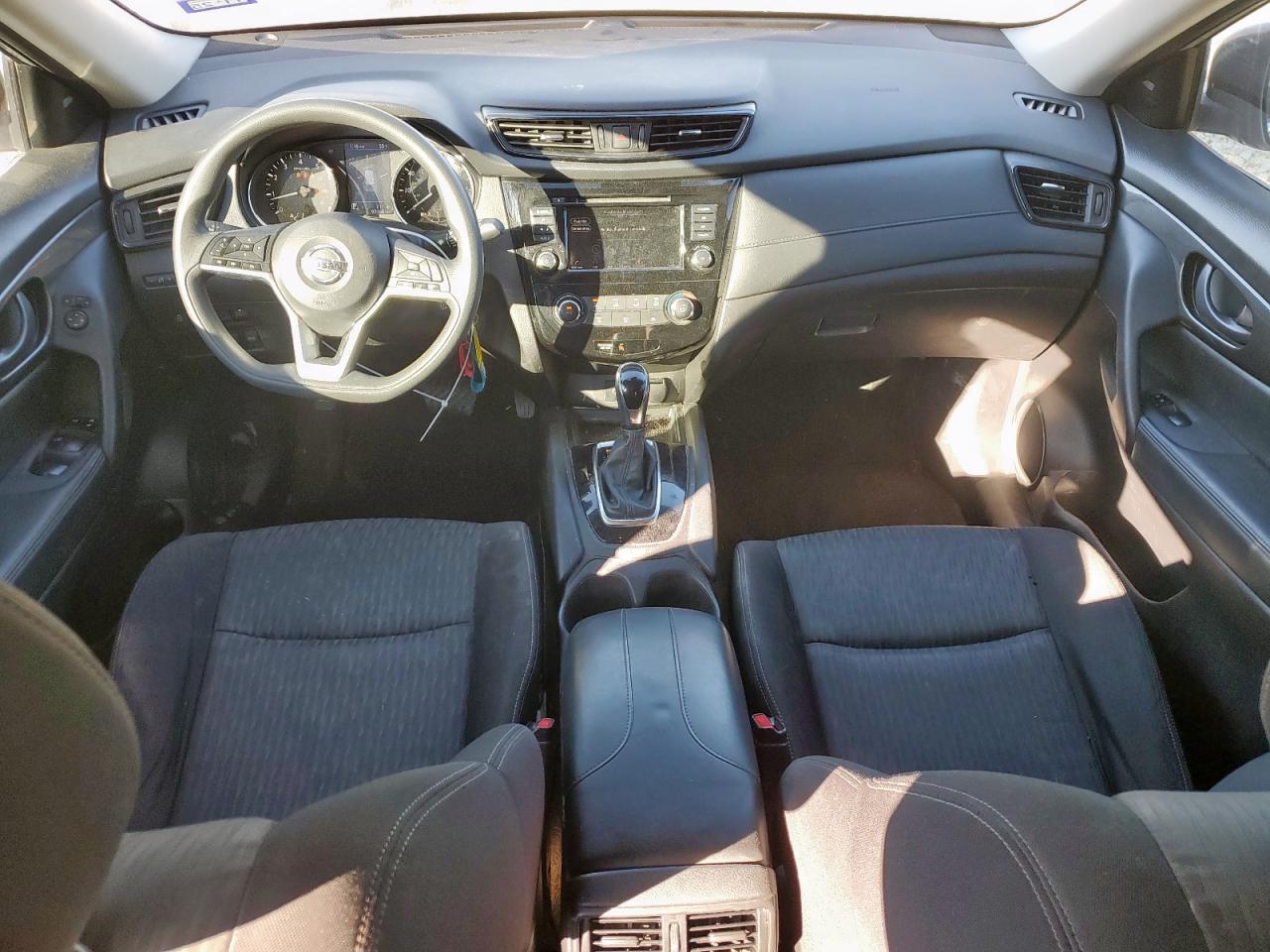 2020 Nissan Rogue S - zdjęcie 8